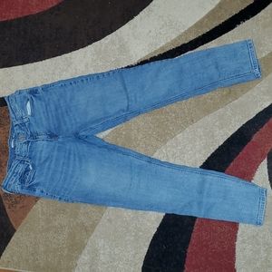 Gently Used Old Navy Rockstar Super Skinny Jeans